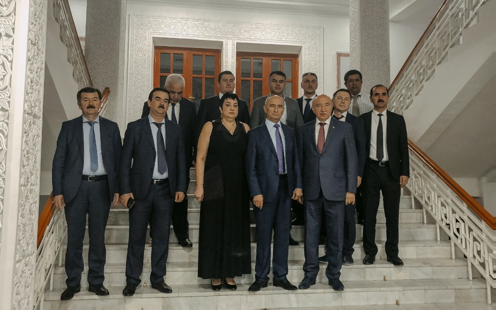 �������� ����� ����� ��������� ������������ � ������� ��������� ��� ��������� � ������� � ������������