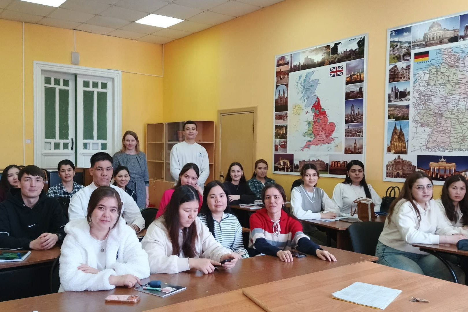 В Елабужском институте КФУ прошли профилактические кураторские часы 'Чистое поколение ? 2026' В Елабужском институте КФУ прошли профилактические кураторские часы 'Чистое поколение ? 2026'