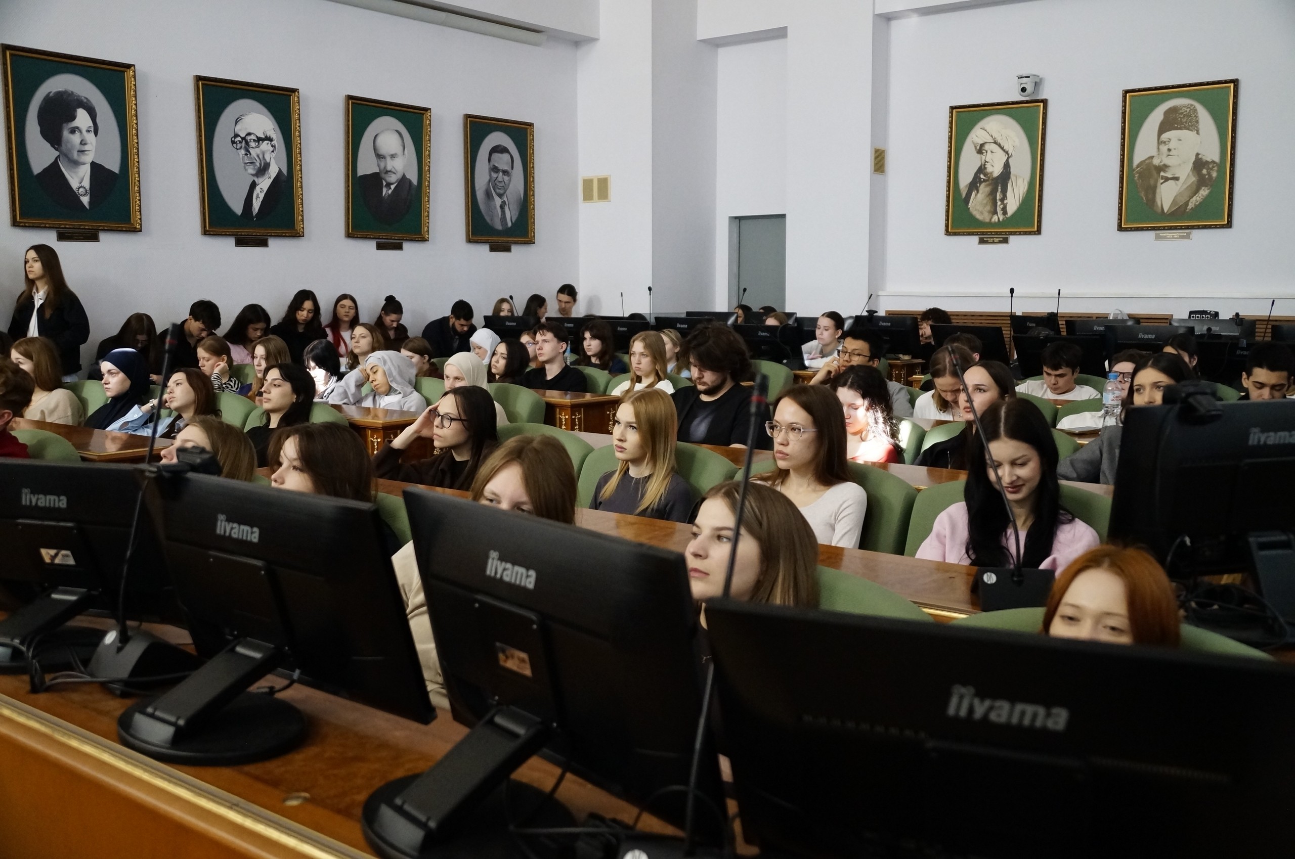 Продолжает свою работу Востоковедческая модель КФУ Продолжает свою работу Востоковедческая модель КФУ