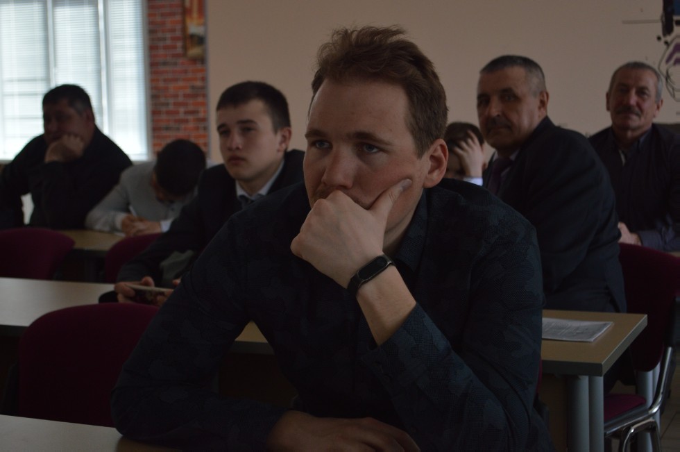 ����� ��������� ���� ������������� 