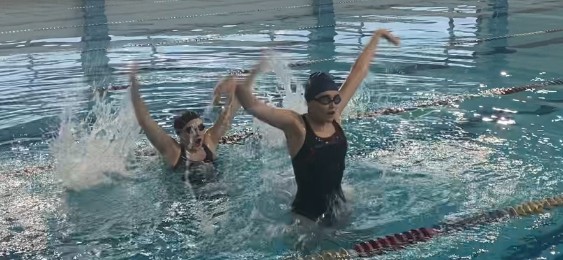 Предновогодний турнир по синхронному плаванию среди студентов третьекурсников ИФМиБ Предновогодний турнир по синхронному плаванию среди студентов третьекурсников ИФМиБ