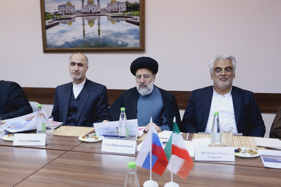 Ebrahim Raisi, Grand Custodian of Astan Quds Razavi Foundation, visited Kazan University ,Astan Quds Razavi, Iran, IIRHOS