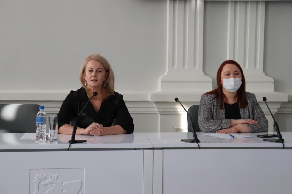 В Елабужском институте КФУ состоялся День открытых дверей для желающих обучаться по программам магистратуры В Елабужском институте КФУ состоялся День открытых дверей для желающих обучаться по программам магистратуры