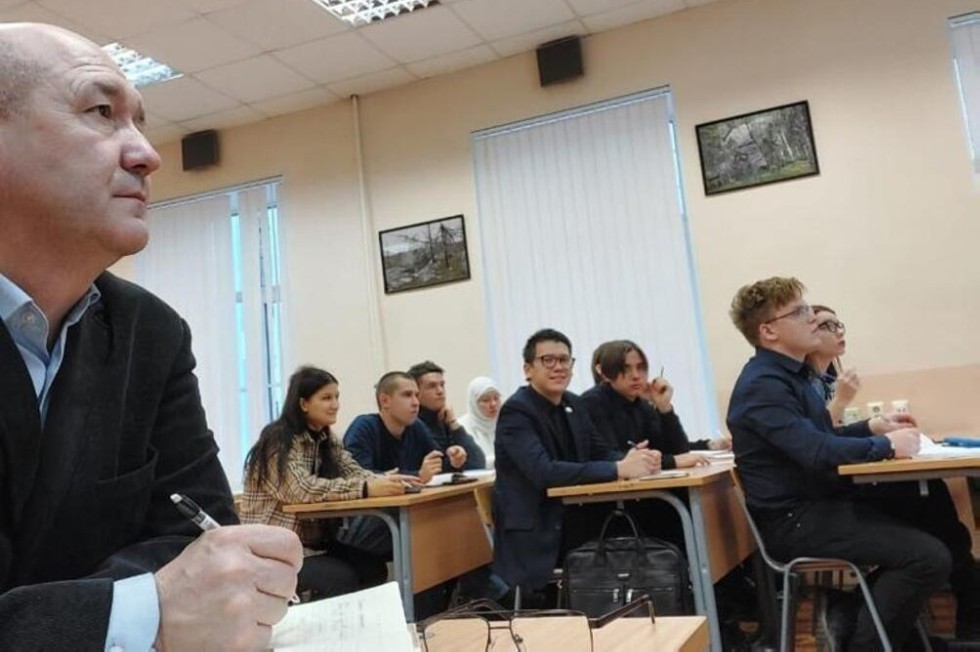 ������������ (14�) � ���������� ����� � ����� ���������������� �����������