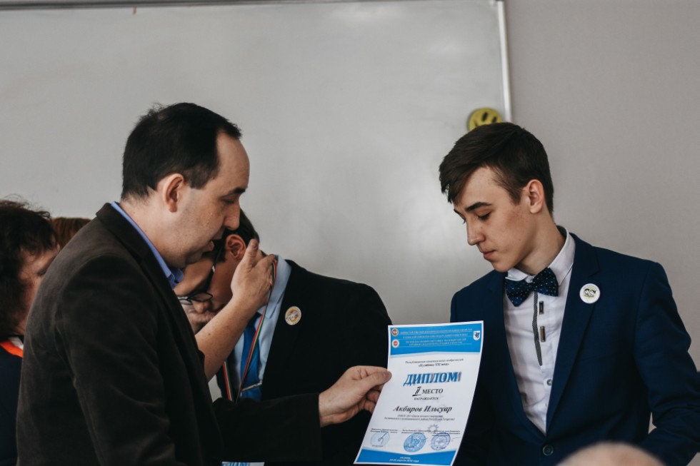 ����� ��������� ���� ������������� 