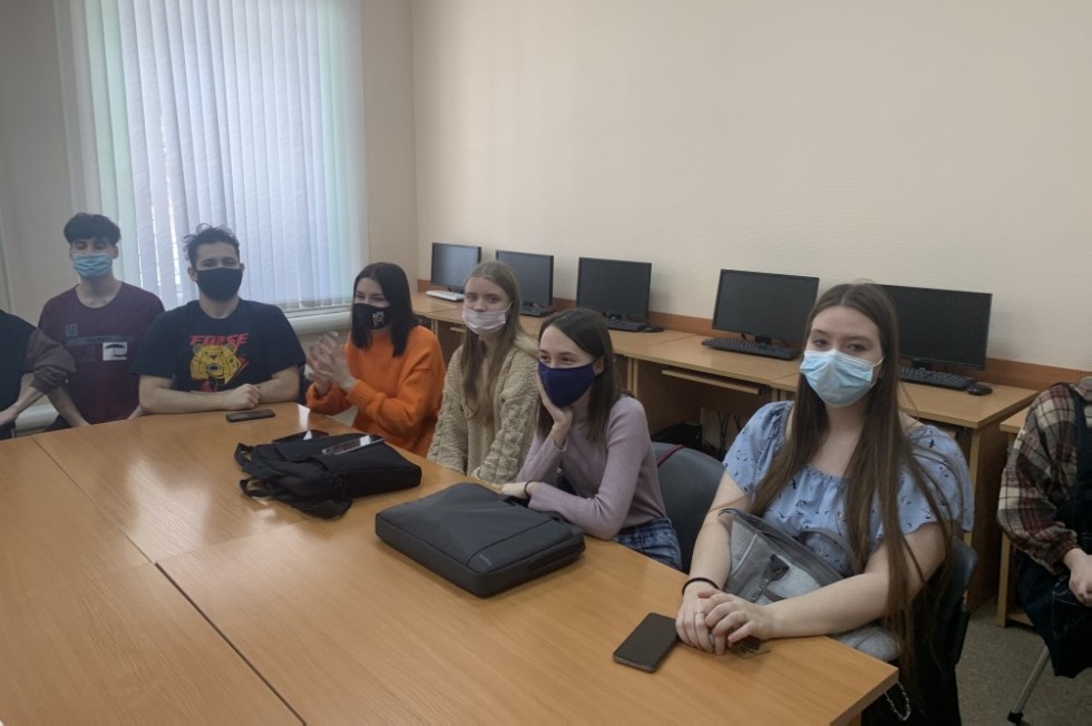 Кураторский час 'Моя страна' Кураторский час 'Моя страна'