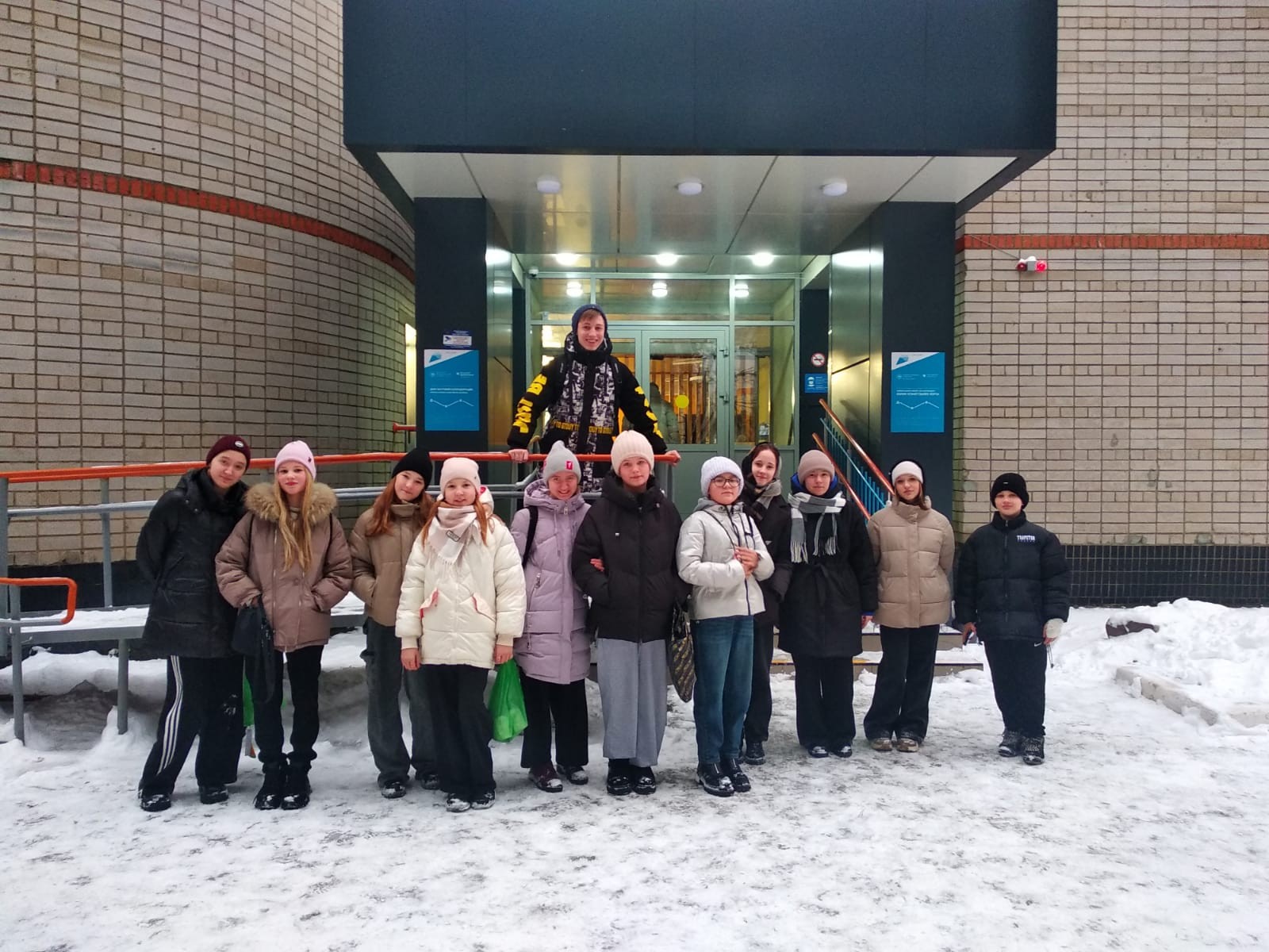 Российское движение детей и молодежи 'Движение первых' посетило центр 'ДНК им. К.А.Валиева' Российское движение детей и молодежи 'Движение первых' посетило центр 'ДНК им. К.А.Валиева'