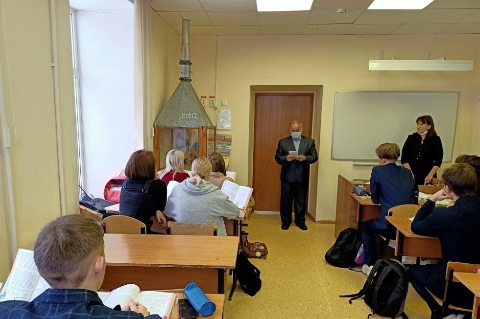 Поступай и учись в Елабужском институте КФУ! Поступай и учись в Елабужском институте КФУ!