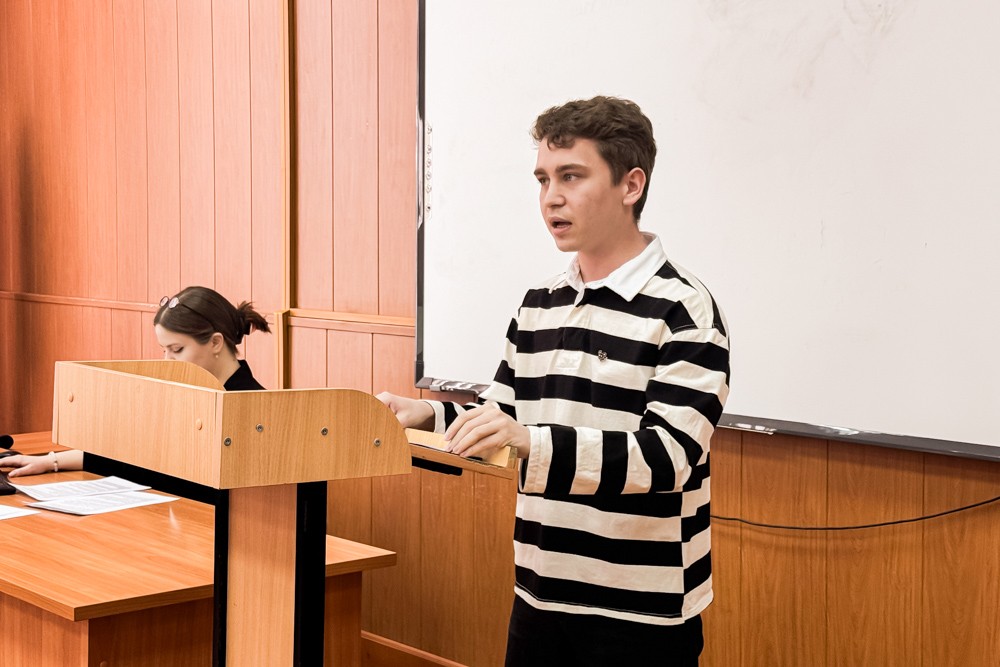 В Елабужском институте КФУ стартовала 'Студенческая весна' В Елабужском институте КФУ стартовала 'Студенческая весна'