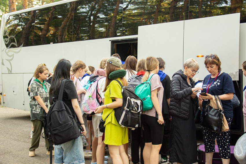 В СОЛ 'Буревестник' началась профильная смена 'Вместе ? целая страна' В СОЛ 'Буревестник' началась профильная смена 'Вместе ? целая страна'