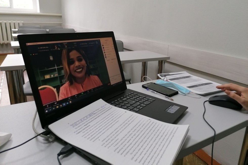 Преподаватели кафедры психологии и кафедры английской филологии представили результаты своей работы на международной конференции в Китае Преподаватели кафедры психологии и кафедры английской филологии представили результаты своей работы на международной конференции в Китае