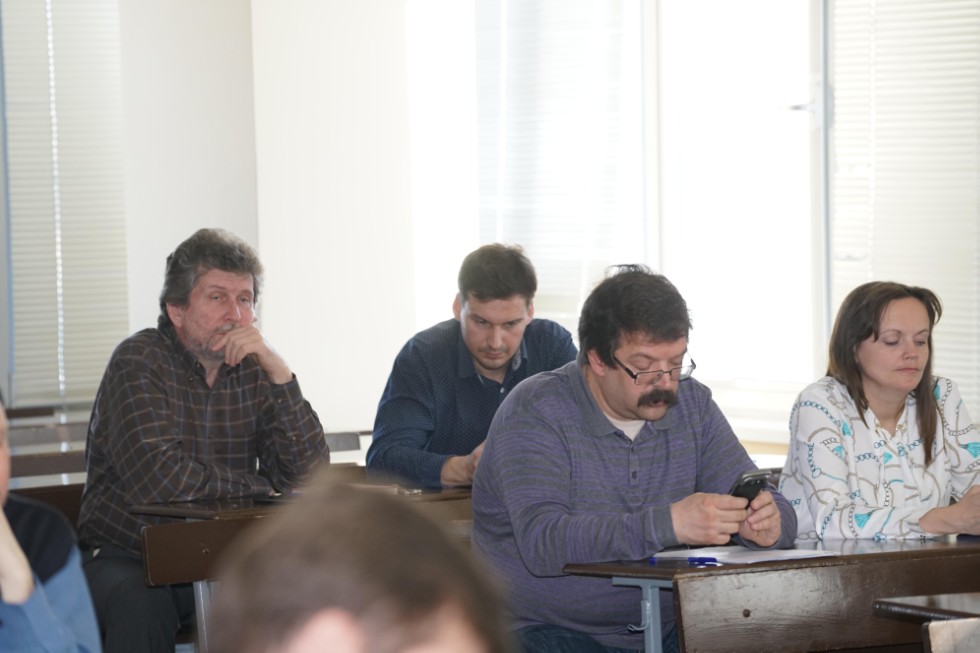 ���������� ��������� ������� ������ ��������� ���������-����������� ���� � �������� ������������