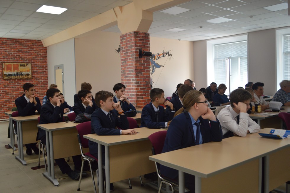 ����� ��������� ���� ������������� 