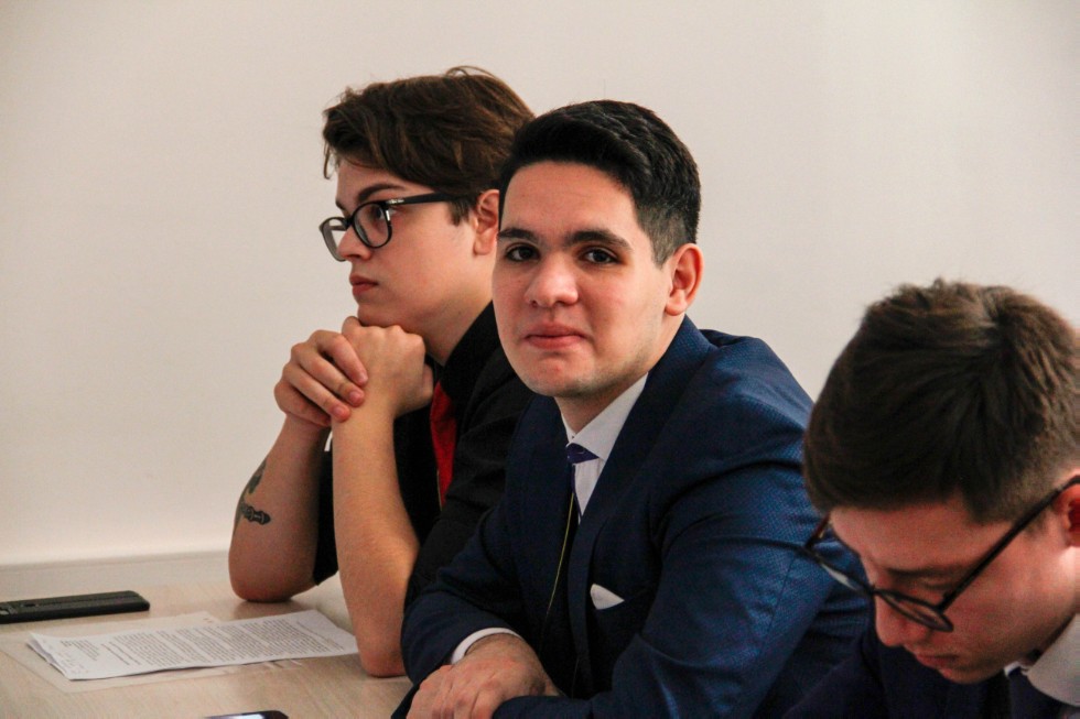 ����������� ���������� ����: �������, ������������, ��������