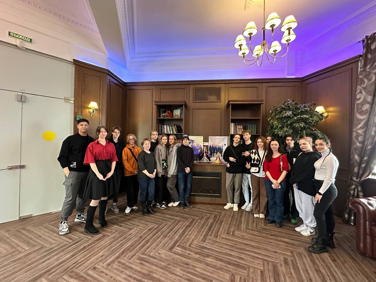 21 ����� � ��������� ����������, ��������� � �������� ������� ��������� ��� ���������� 10 ������ ���� �� ��������� �. �����������