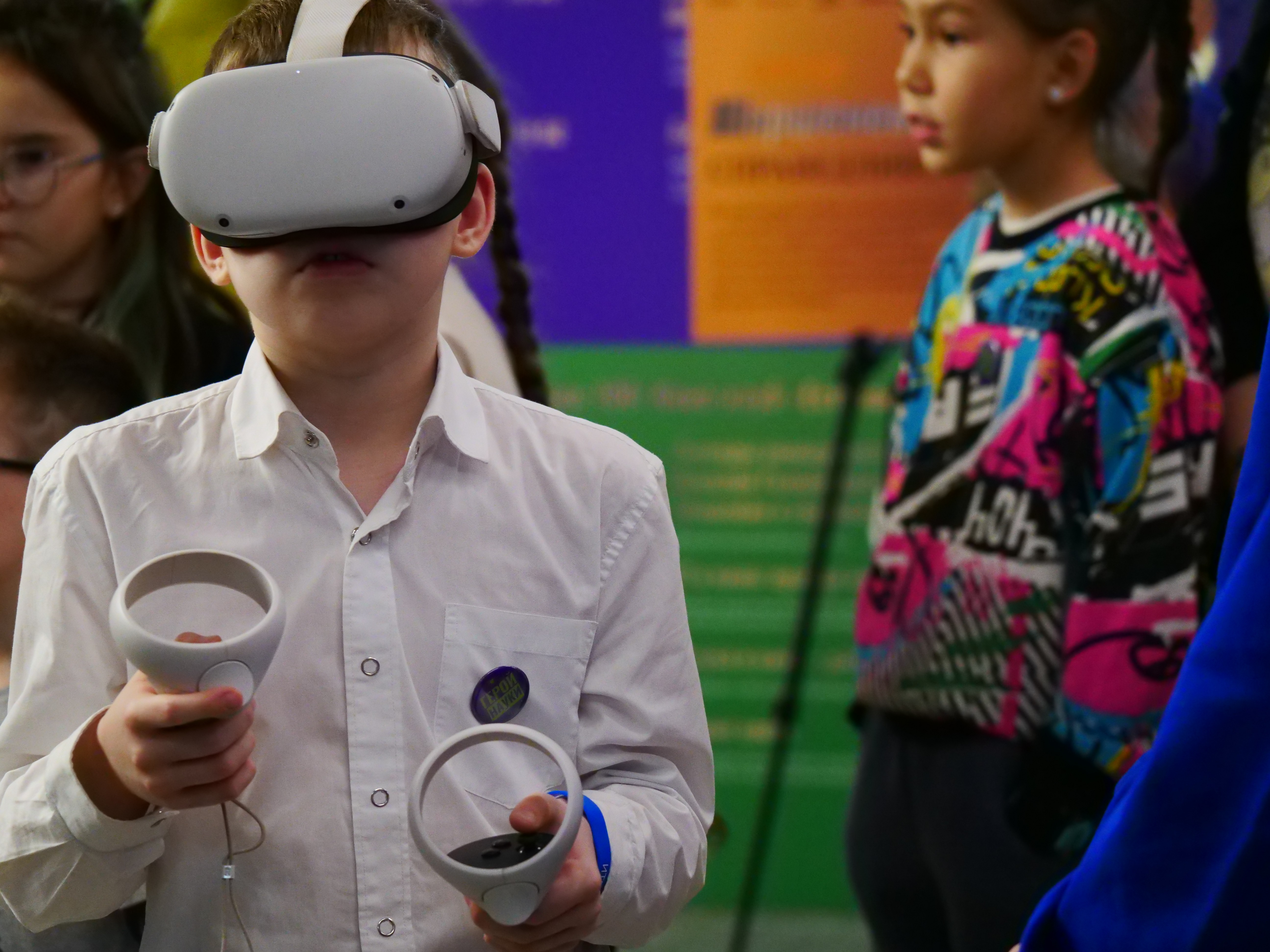 ��������� ������ 'PRO����� � ���' � ����������� ���. � ������� � ����������, ������ 5 �����