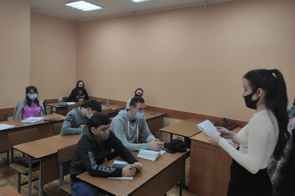 ���������� ��������� ������-������������������ ������