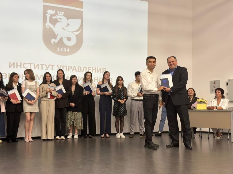 � ��������� ����������, ��������� � �������� ��������� ������ ��������� ����-������� ����� ��������