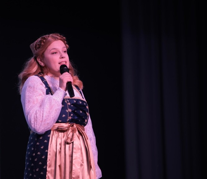 'Год Фукса' открыт:
Праздник науки, культуры и единства народов в Казани 'Год Фукса' открыт:
Праздник науки, культуры и единства народов в Казани