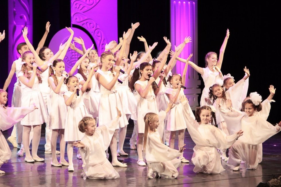 2015 Russian Teacher of the Year Award Ceremony Held in Kazan