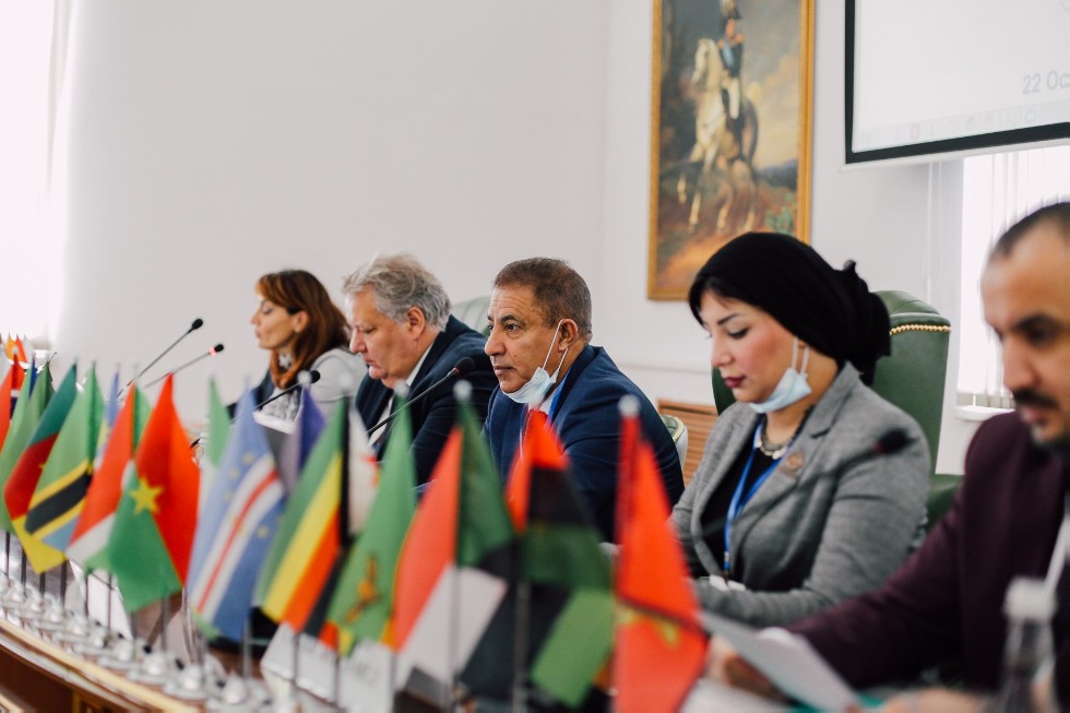 ������ �� �������������� ������ � ������ ��������� � ���