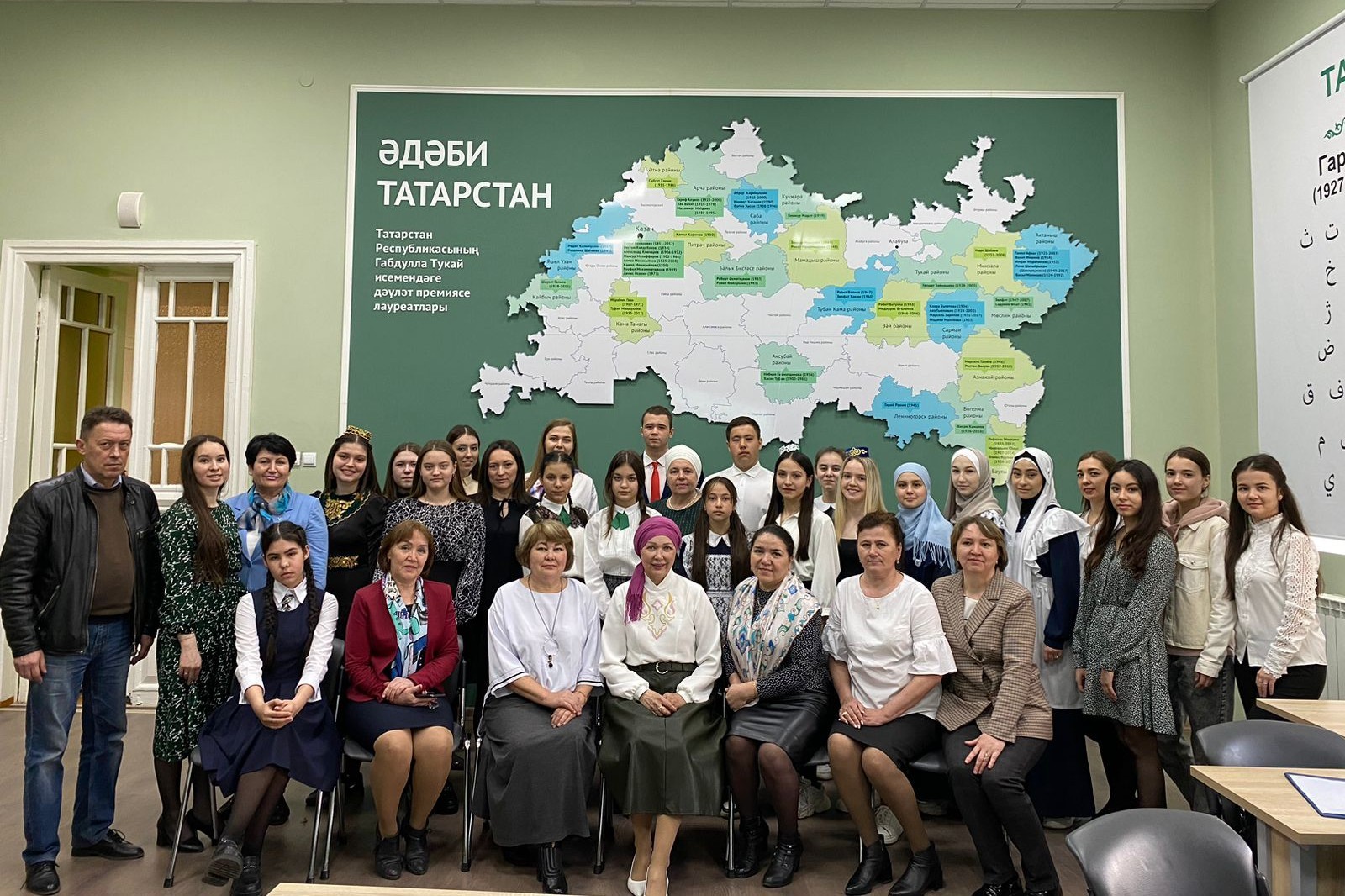 27 апреля при кафедре татарской филологии прошел Всероссийский творческий конкурс обучающихся 'Каурый каләм' 27 апреля при кафедре татарской филологии прошел Всероссийский творческий конкурс обучающихся 'Каурый каләм'