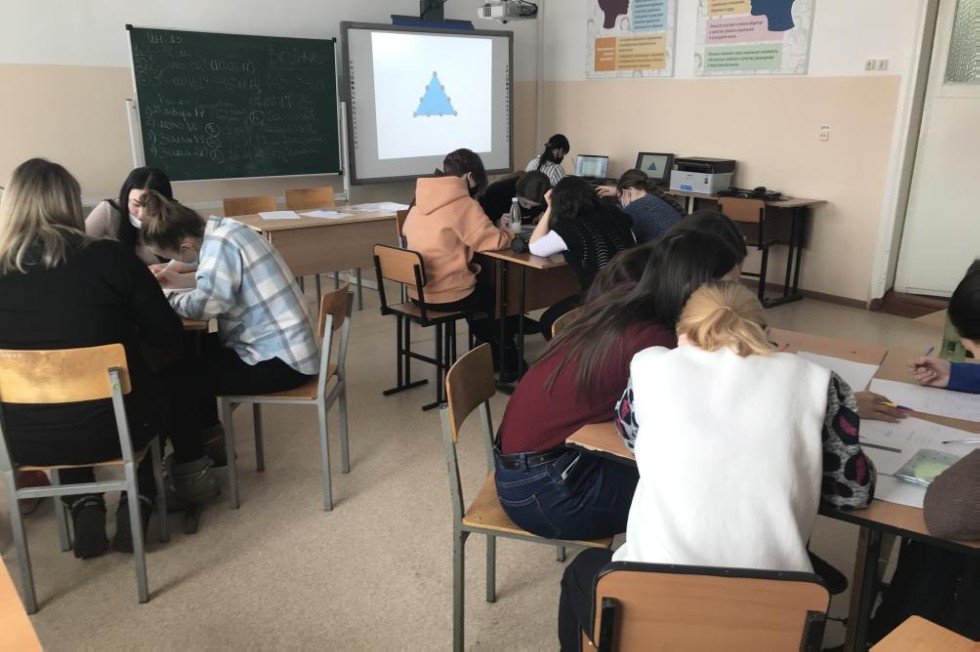 Состоялась интеллектуальная игра для студентов 'Дедукция в нашей жизни' Состоялась интеллектуальная игра для студентов 'Дедукция в нашей жизни'