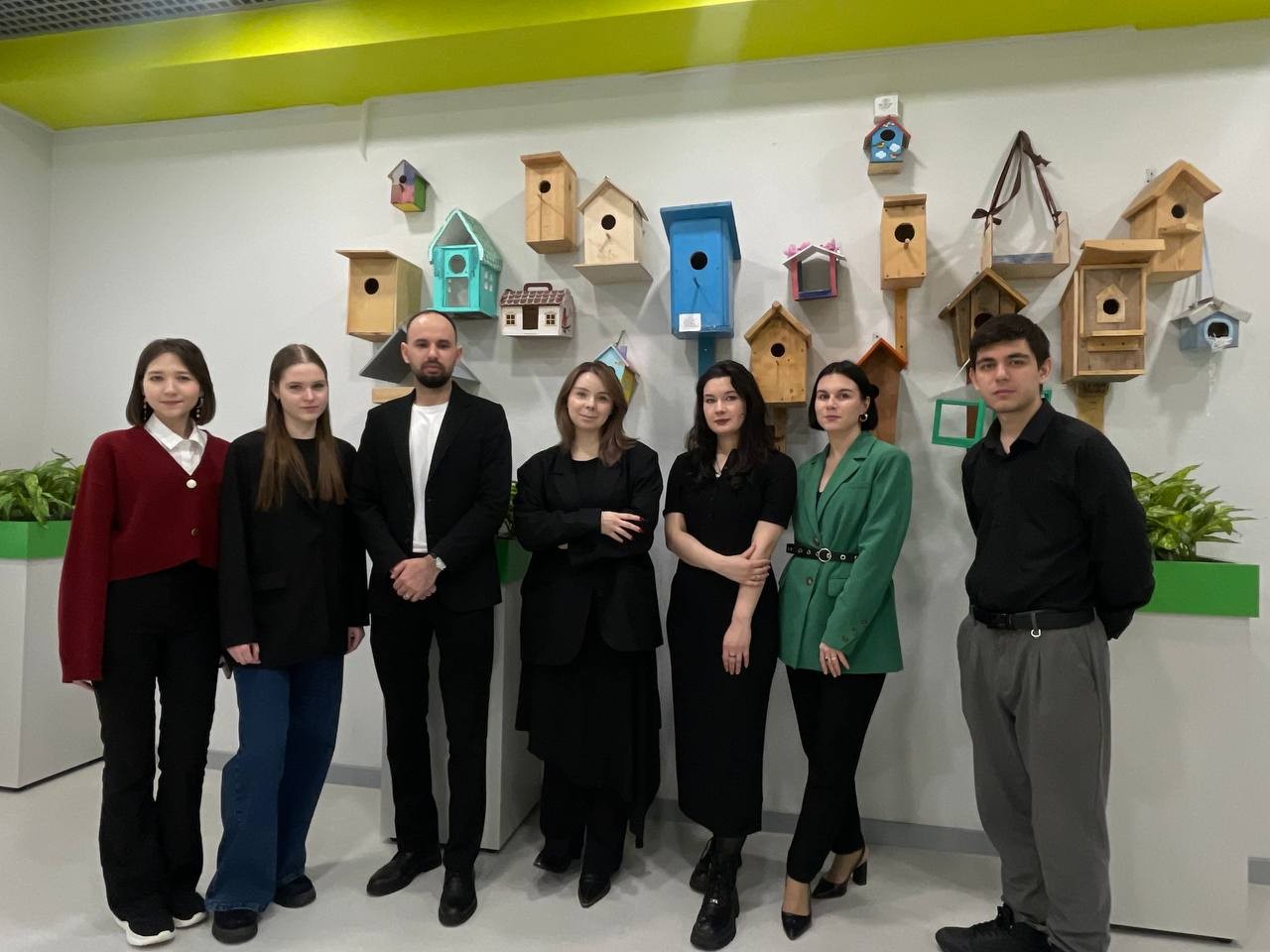 Студенты и преподаватели ИМОИиВ познакомили школьников из полилингвальной школы 'Адымнар Студенты и преподаватели ИМОИиВ познакомили школьников из полилингвальной школы 'Адымнар