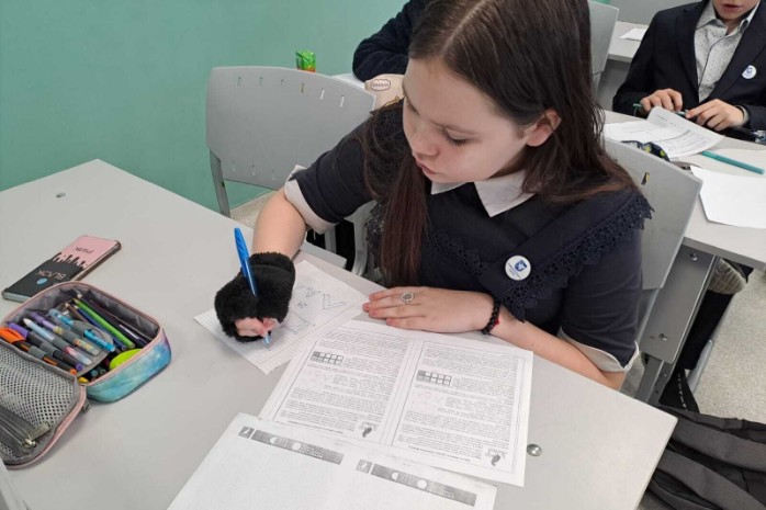 ��������� X ������������� ��������������-��������������� ������� �� ���������� 'MathCat-2023' � ���������� ��������� ���