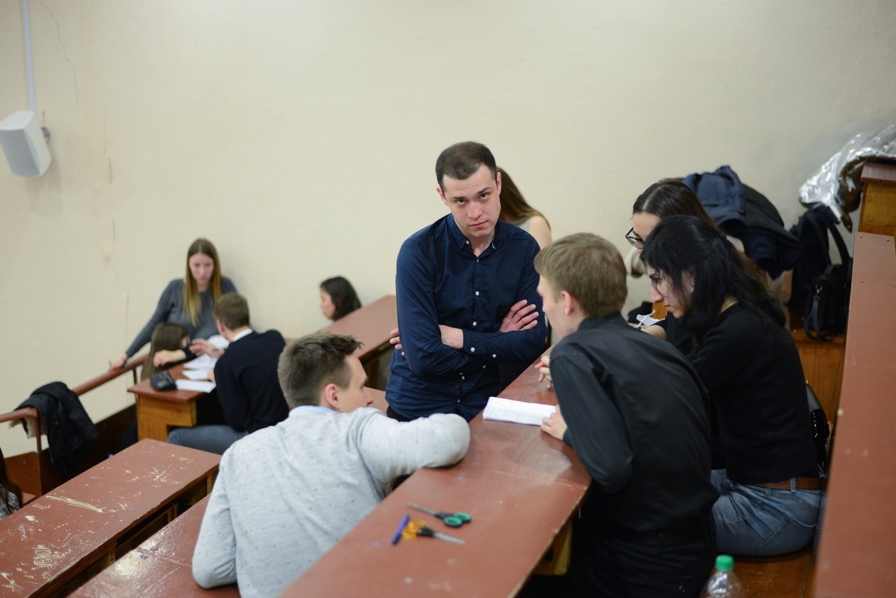 Турнир по географическому брейн - рингу 'Кубок трех столиц' Турнир по географическому брейн - рингу 'Кубок трех столиц'