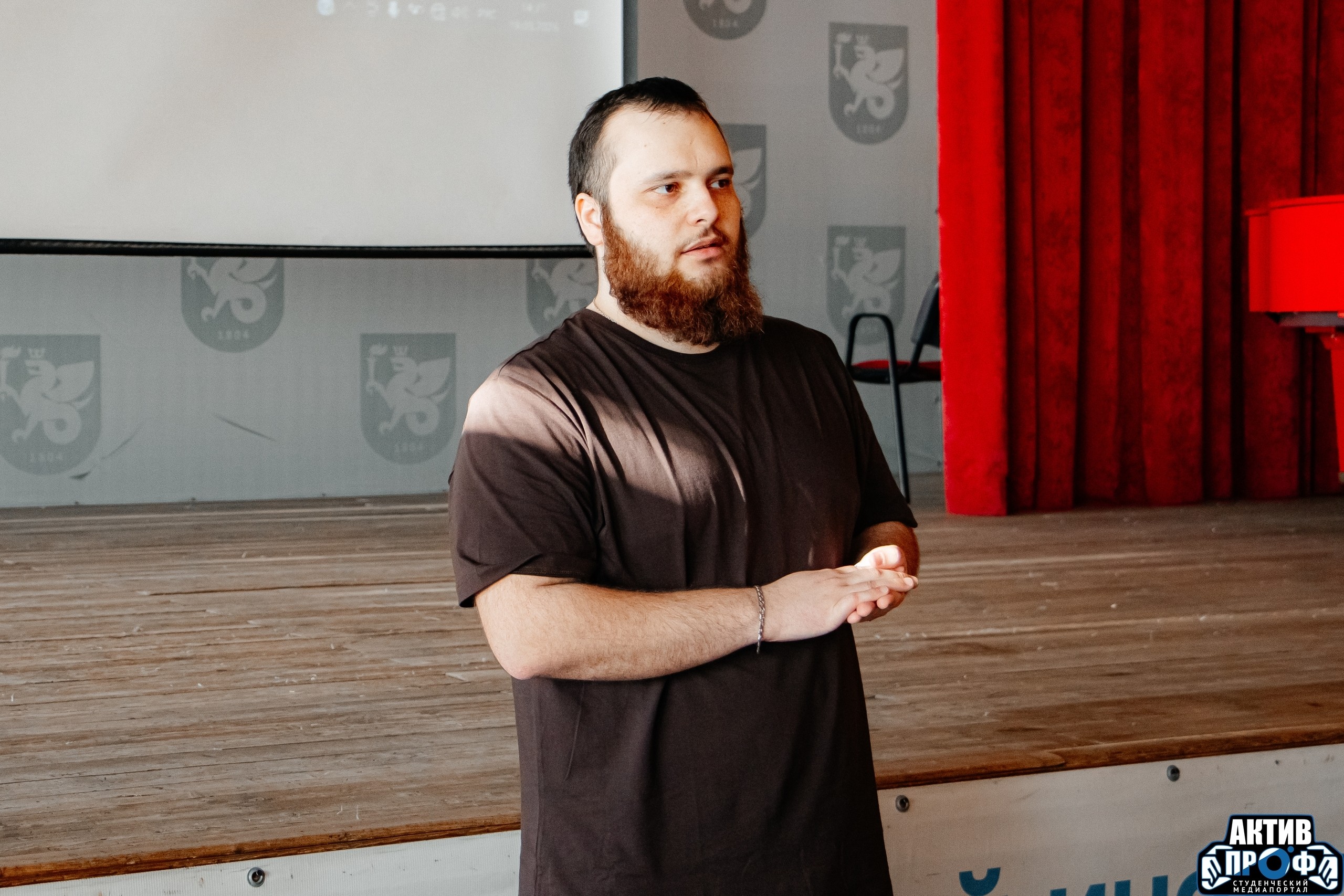 ����� ���� ����