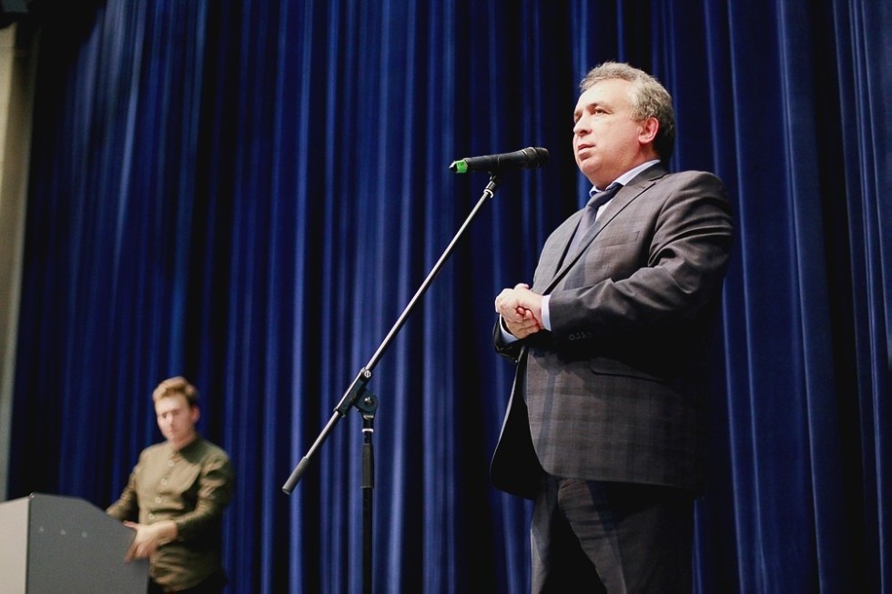 � ����� ��� �����������: � ������ ��������� � ��������� ��������