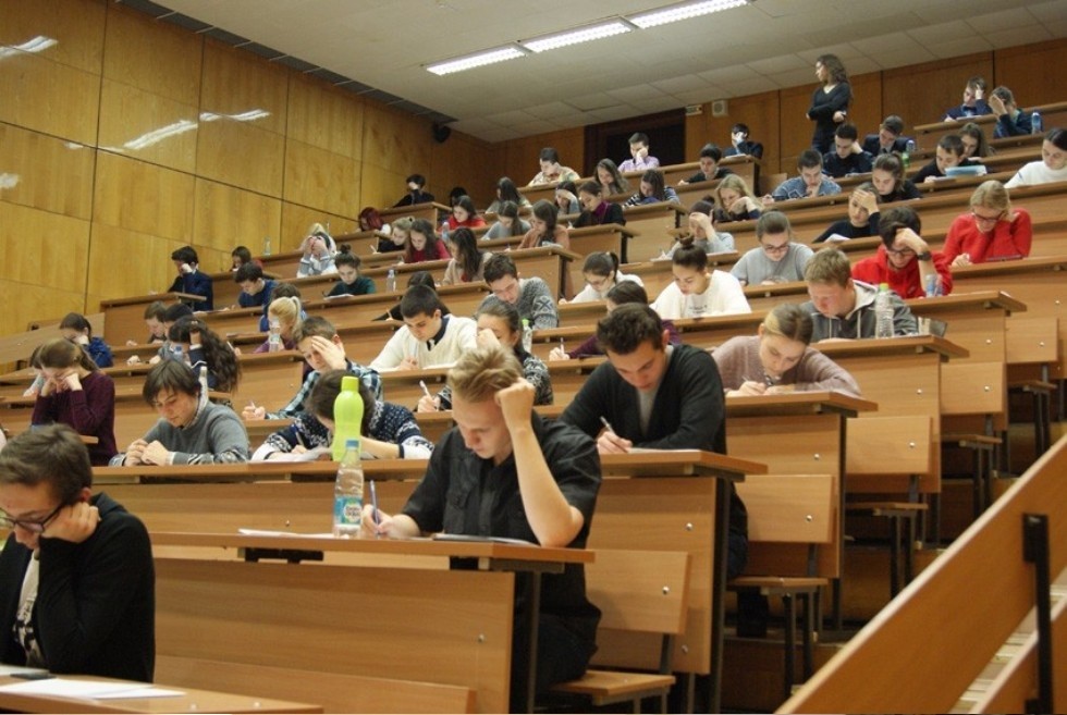 Олимиады по физикие Олимиады по физикие