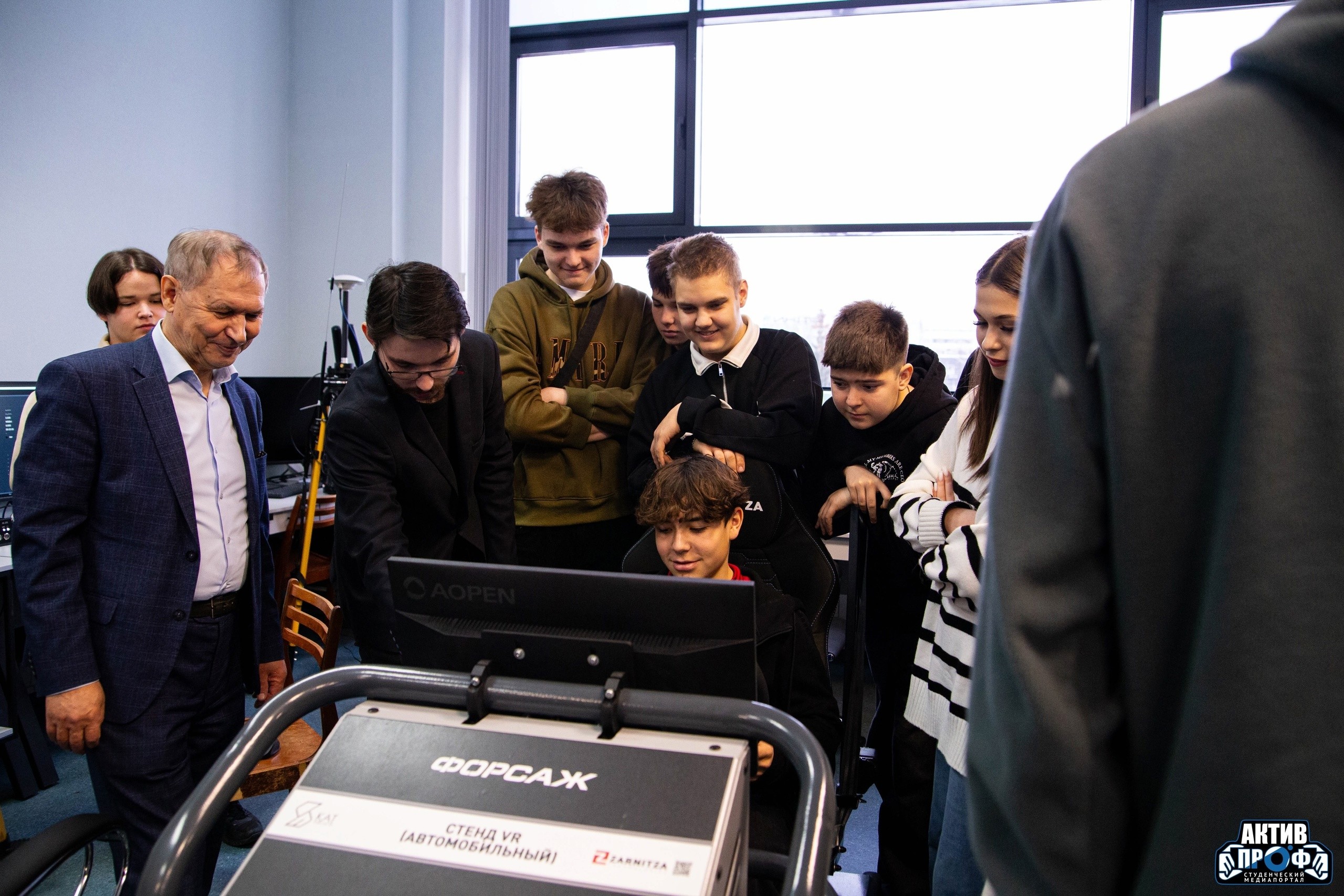 Добро пожаловать в Набережночелнинский институт КФУ! Добро пожаловать в Набережночелнинский институт КФУ!