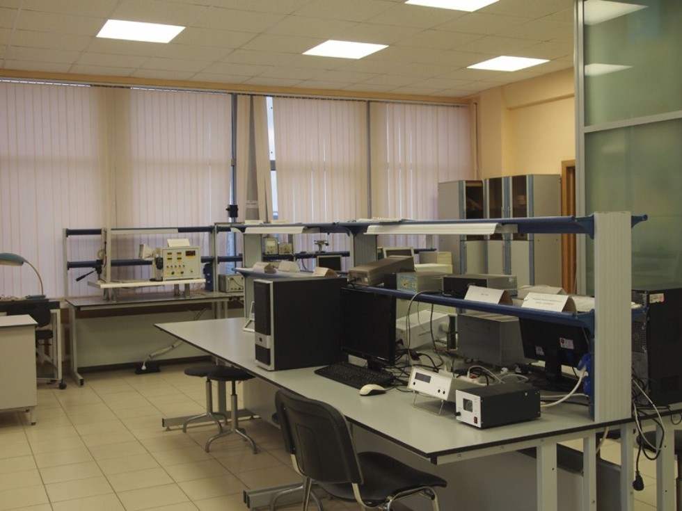 УЛ 'Общий физический практикум по физике конденсированных сред' УЛ 'Общий физический практикум по физике конденсированных сред'