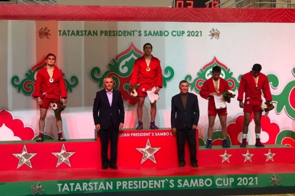 Студент Елабужского института КФУ занял первое место на Международном турнире по самбо категории 'А' Студент Елабужского института КФУ занял первое место на Международном турнире по самбо категории 'А'