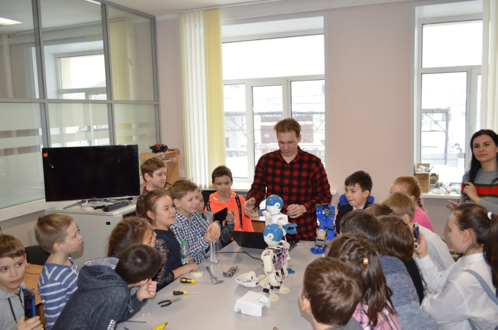 ����������� 4 ������ �������� �19 �������� ���������� �������� � ���������-������������ ������ ���