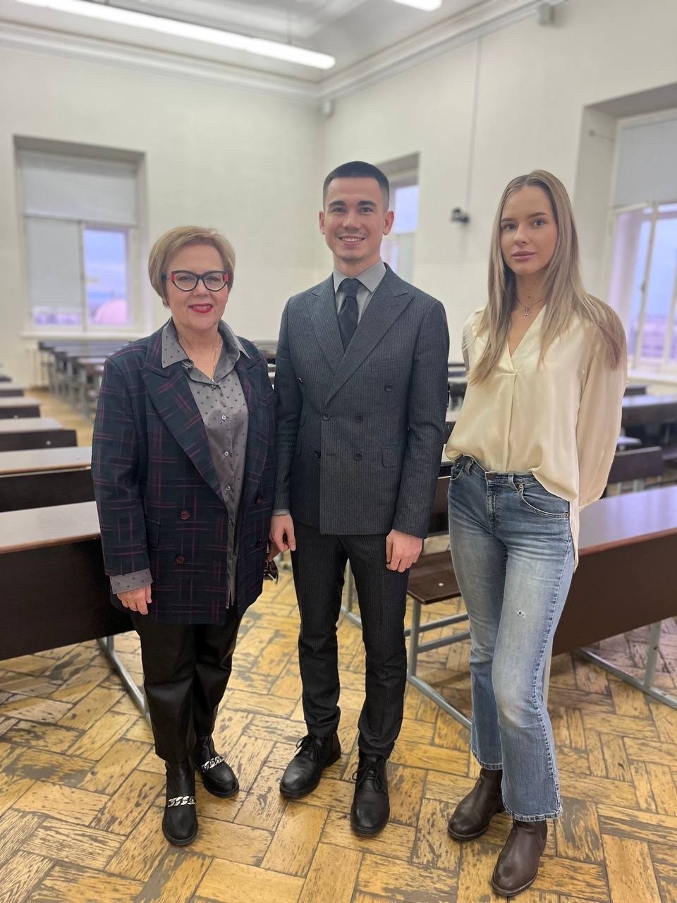 15 ноября 2023 года на Юридическом факультете Казанского федерального университета состоялась бинарная лекция для обучающихся бакалавриата на тему: 'Участие адвоката-защитника на досудебных стадиях уголовного процесса России' 15 ноября 2023 года на Юридическом факультете Казанского федерального университета состоялась бинарная лекция для обучающихся бакалавриата на тему: 'Участие адвоката-защитника на досудебных стадиях уголовного процесса России'