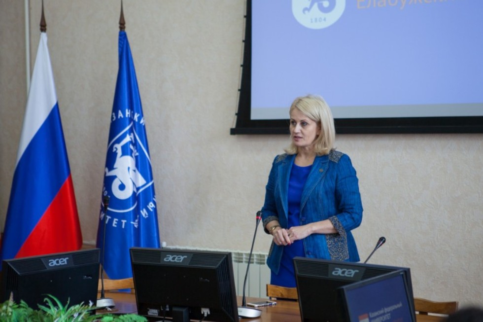 В Елабужском институте КФУ завершилось обучение студентов из Ирана В Елабужском институте КФУ завершилось обучение студентов из Ирана