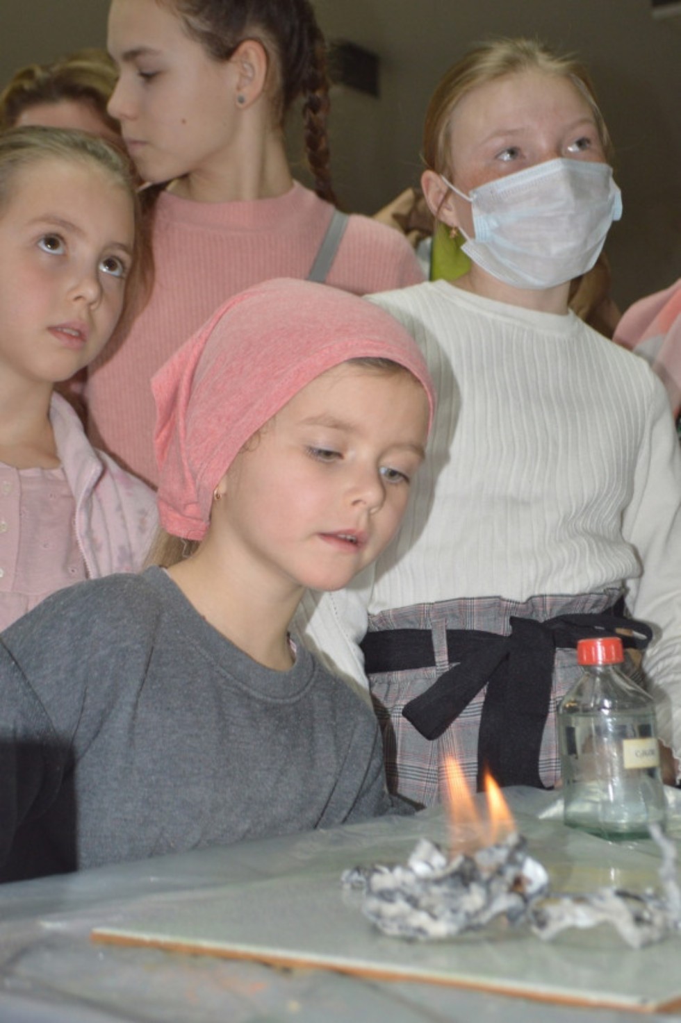 Студенты кафедры химического образования и 'PROНаука в КФУ: Техноночь' Студенты кафедры химического образования и 'PROНаука в КФУ: Техноночь'