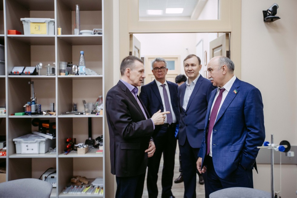Deputy Minister of Science and Higher Education of Russia Alexander Stepanov toured university facilities