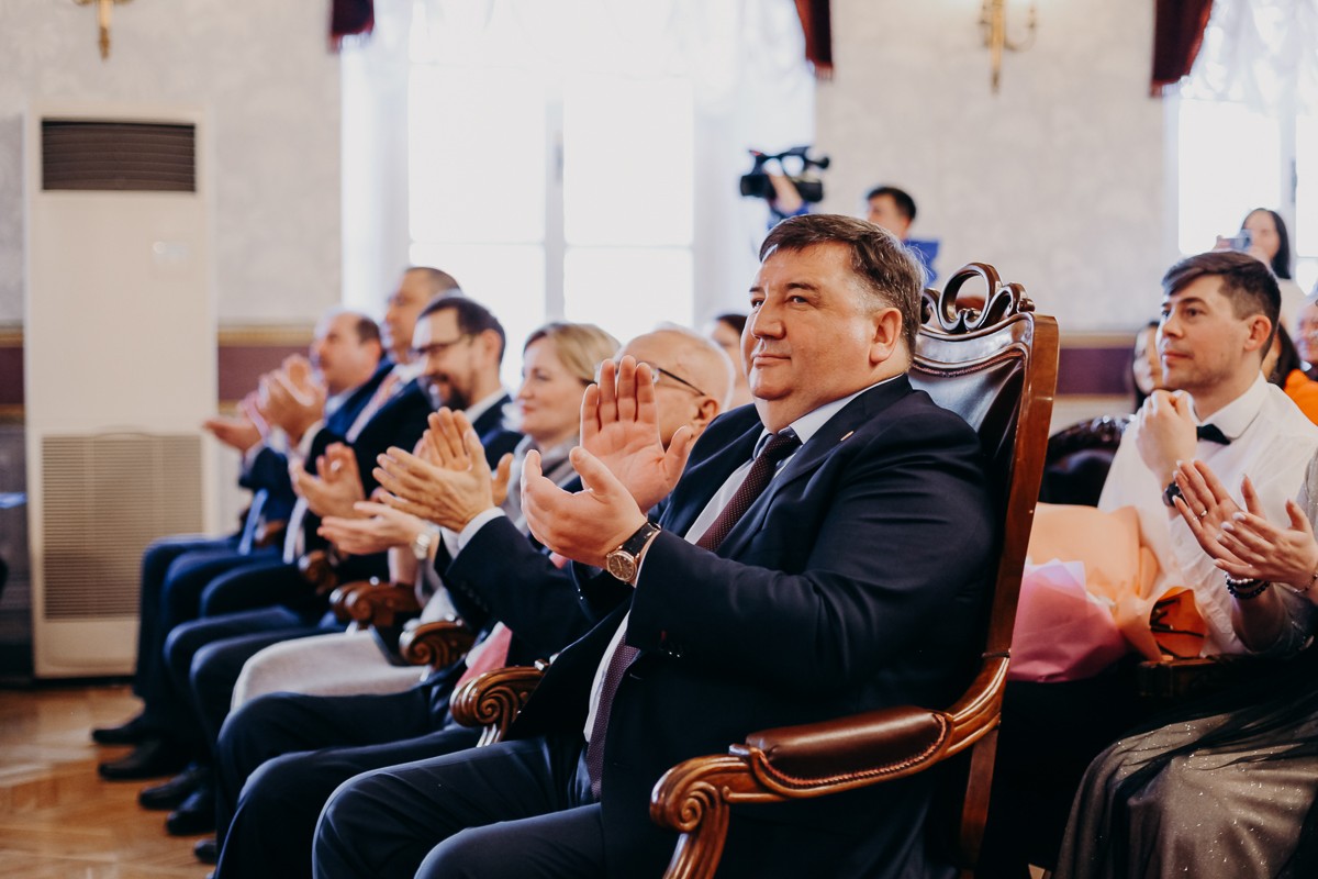 � ��� ��������� ����������� ������� � ���������� 8 �����