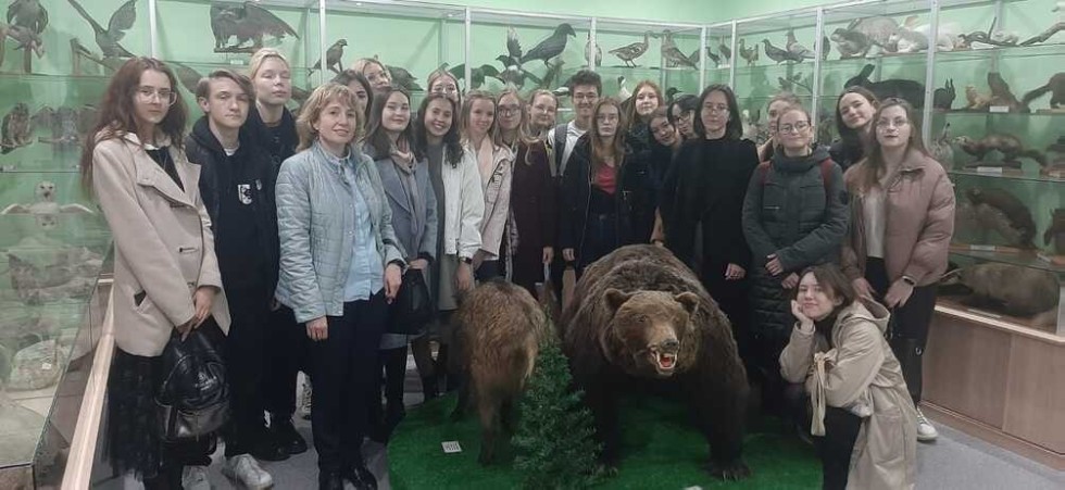 Студенты отделения иностранных языков познакомились с Зоологическим музеем