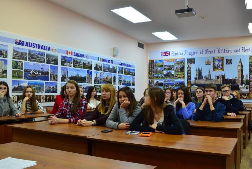 Абитуриенты просят встреч Абитуриенты просят встреч