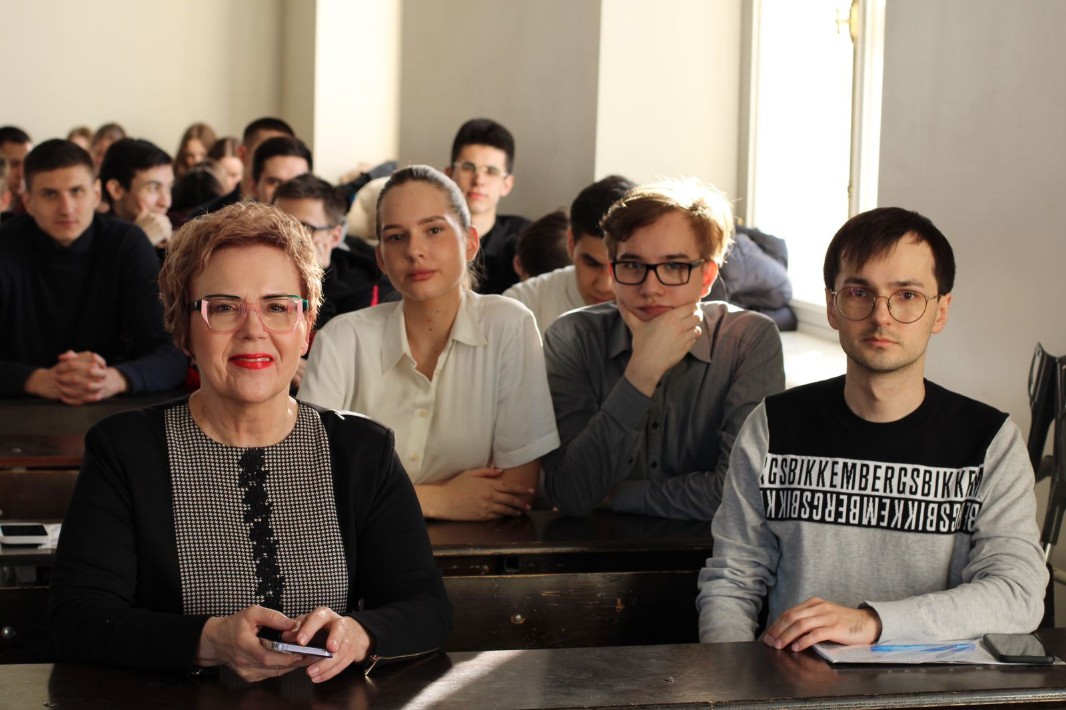 29 марта 2023 года на Юридическом факультете КФУ состоялась открытая лекция на тему: 'Проблемы поддержания государственного обвинения в суде первой инстанции' 29 марта 2023 года на Юридическом факультете КФУ состоялась открытая лекция на тему: 'Проблемы поддержания государственного обвинения в суде первой инстанции'