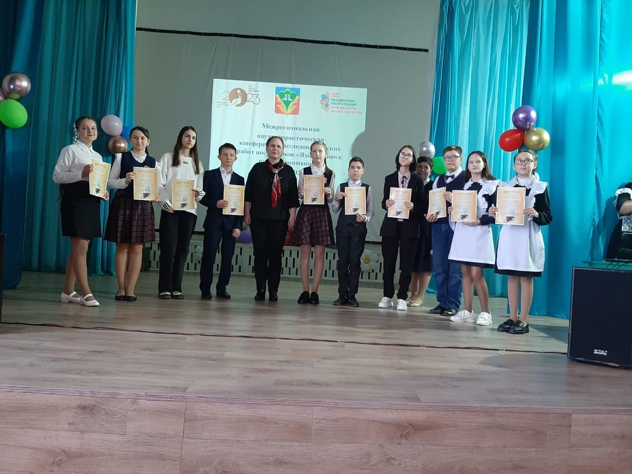 ���� ? ���� � ���������������