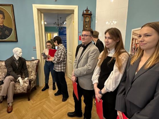 ���������� ��� ������: ������� � ����-����� ������������