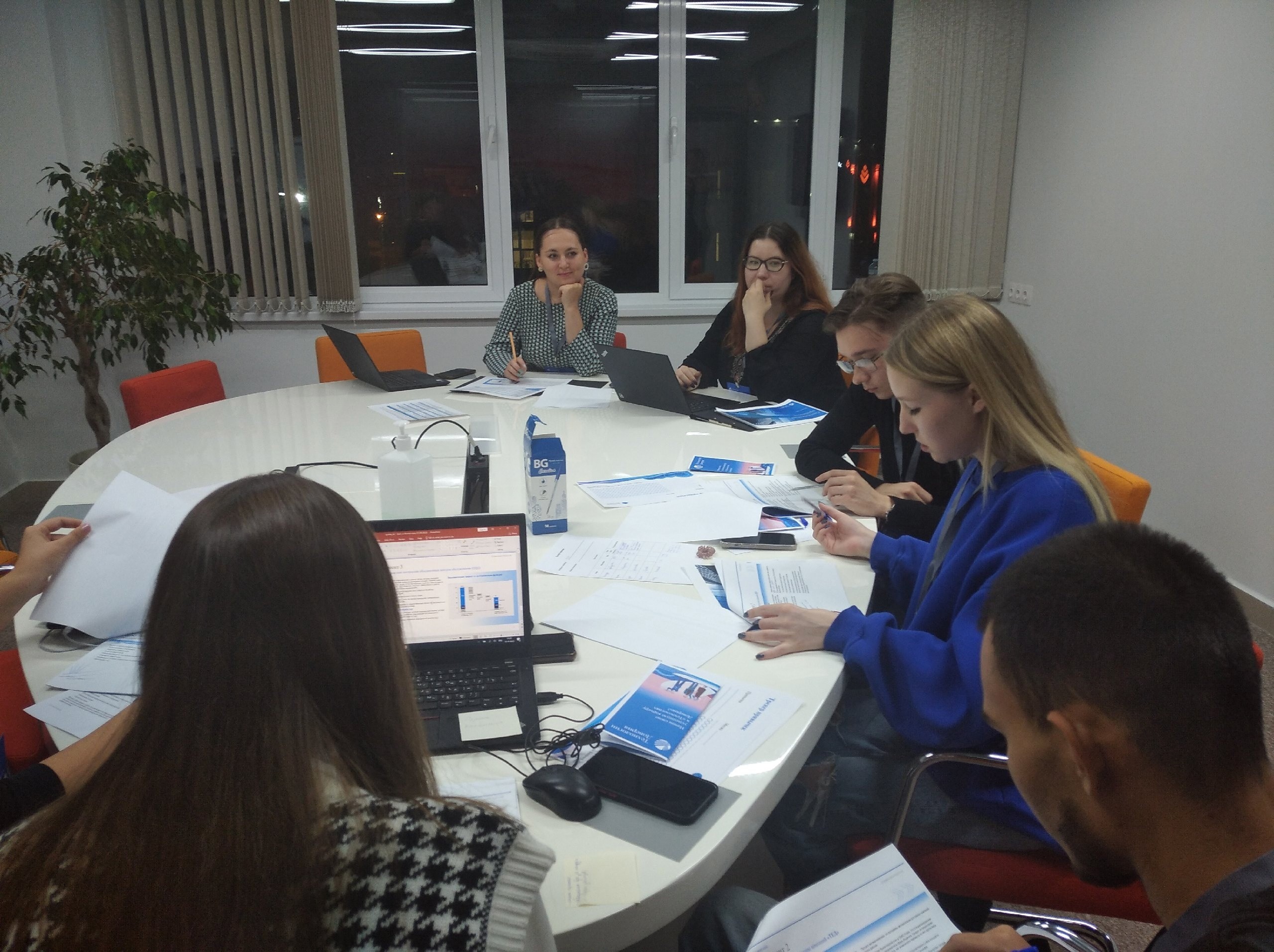 Кейс-чемпионат по треку Кейс-чемпионат по треку