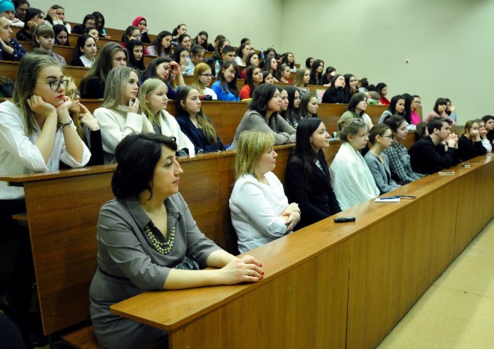 ������ ���������� ������� ������� ������������ ������ �������� ��������� (�. ������), �.�.�. ������� ���������� �������������