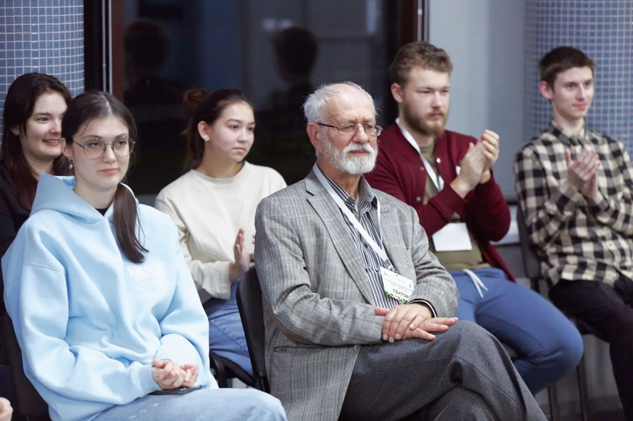 Конфликтологи на интенсиве Конфликтологи на интенсиве